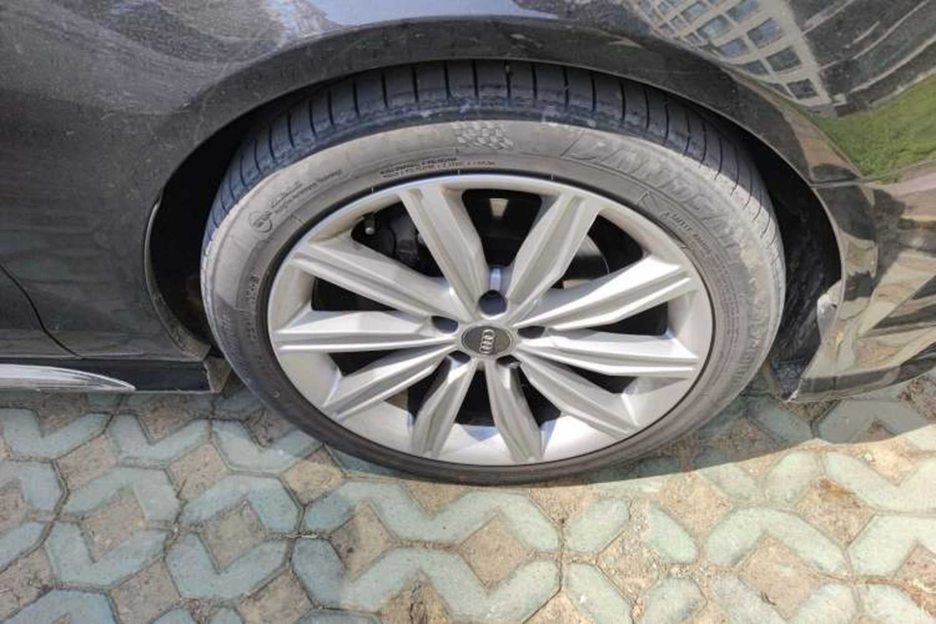 Used Audi A6L 2018 30th Anniversary Edition 30 FSI Style Model Right Front Wheel Hub