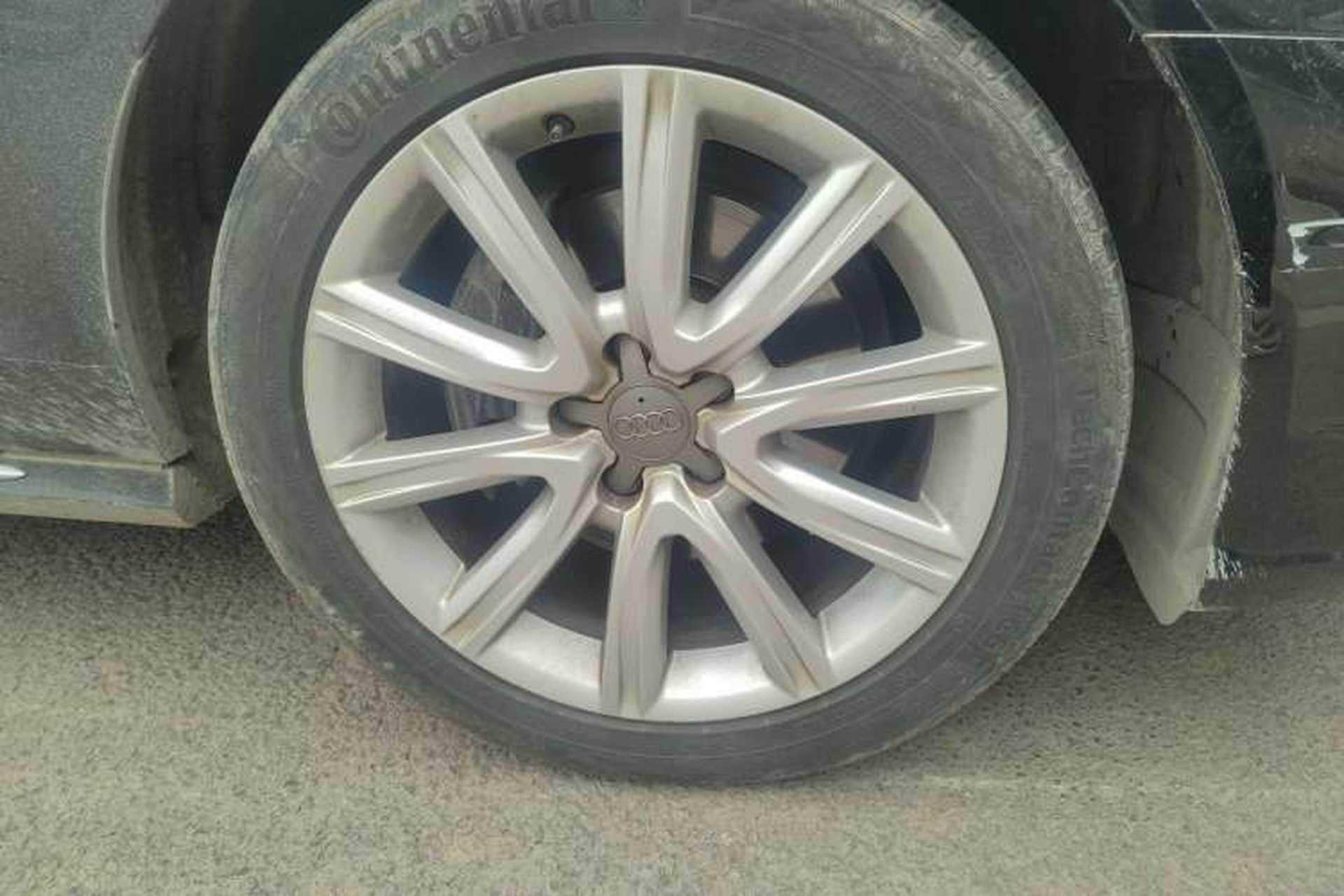 Used Audi A6L 2018 30th Anniversary Edition TFSI Trendy Model Right Front Wheel Hub
