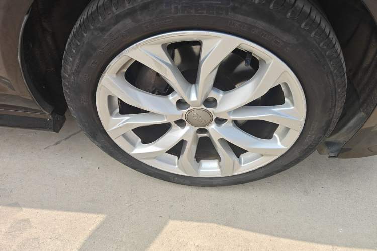 Used Audi A6L 2018 35 TFSI Collector's Edition Right Front Wheel Hub