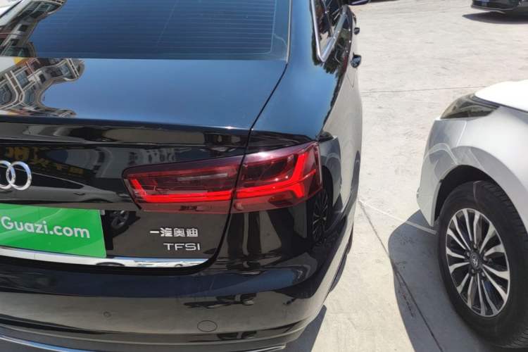 Used Audi A6L 2018 30th Anniversary Edition TFSI Trendy Model Right Rear Taillight
