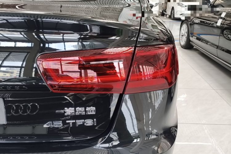 Used Audi A6L 2018 30th Anniversary Edition 35 TFSI Sport Edition Right Rear Taillight