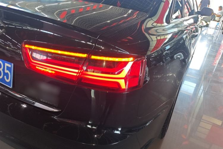 Used Audi A6L 2018 30th Anniversary Edition 45 TFSI quattro Luxury Model Right Rear Taillight