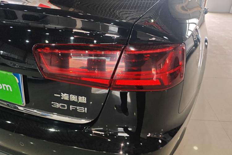 Used Audi A6L 2018 30th Anniversary Edition 30 FSI Style Model Right Rear Taillight