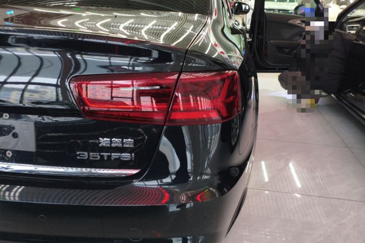 Used Audi A6L 2018 30th Anniversary Edition TFSI Trendy Model Right Rear Taillight