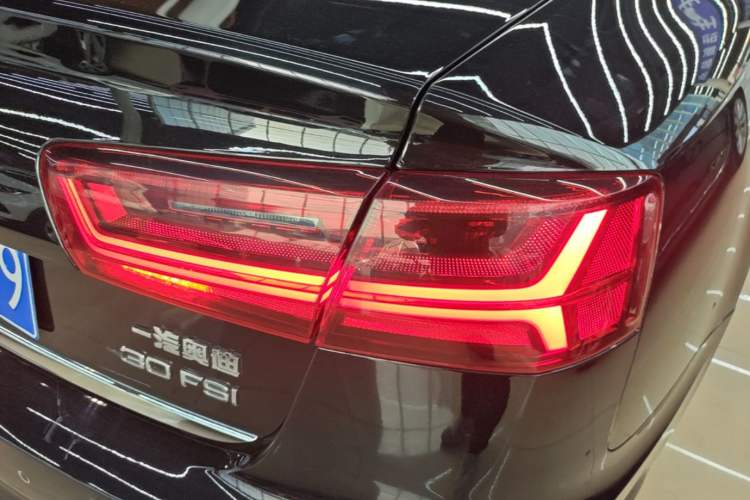 Used Audi A6L 2018 30 FSI Collector's Edition Right Rear Taillight