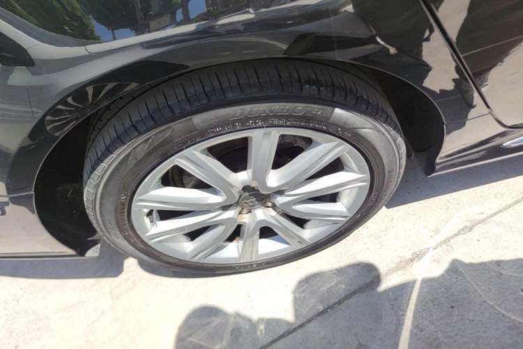 Used Audi A6L 2018 30th Anniversary Edition TFSI Trendy Model Right Rear Wheel Hub