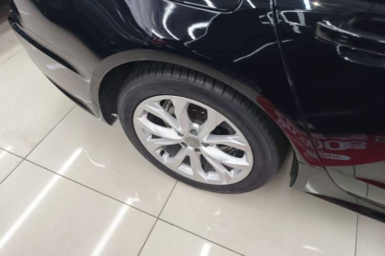 Used Audi A6L 2018 35 TFSI Collector's Edition Right Rear Wheel Hub