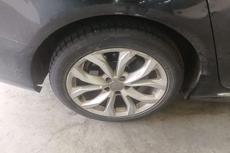 Used Audi A6L 2018 30th Anniversary Edition 35 TFSI Fashion Model Right Rear Wheel Hub