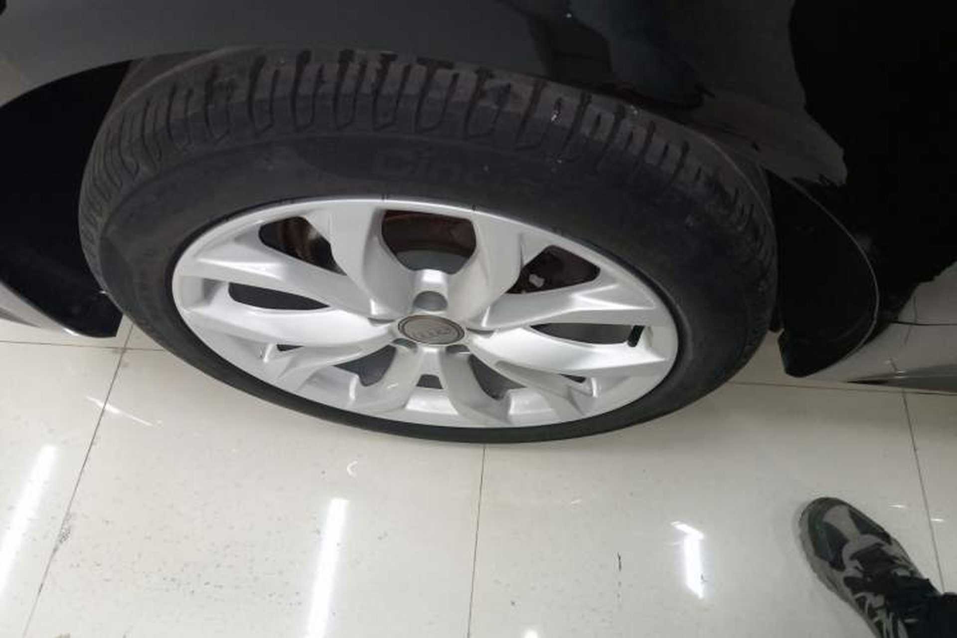 Used Audi A6L 2018 30th Anniversary Edition 35 TFSI Fashion Model Right Rear Wheel Hub