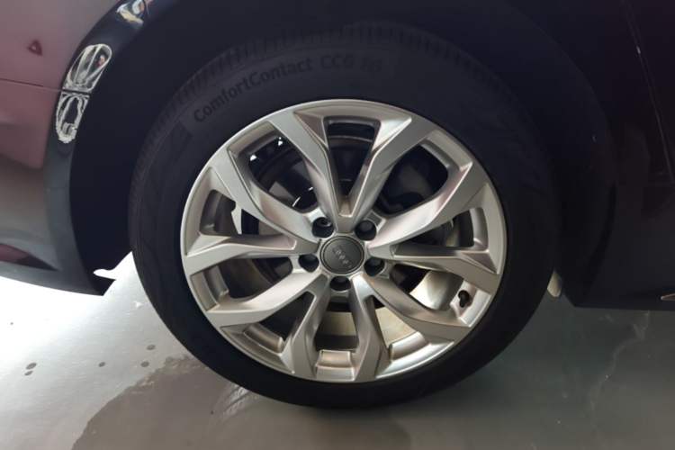 Used Audi A6L 2018 35 TFSI Collector's Edition Right Rear Wheel Hub