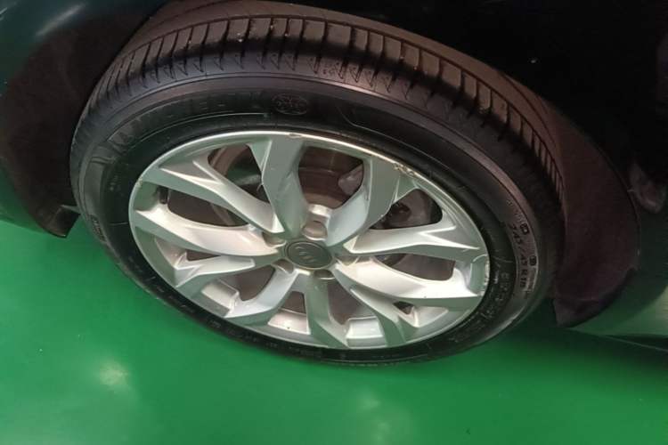 Used Audi A6L 2018 30th Anniversary Edition 35 TFSI Fashion Model Right Rear Wheel Hub