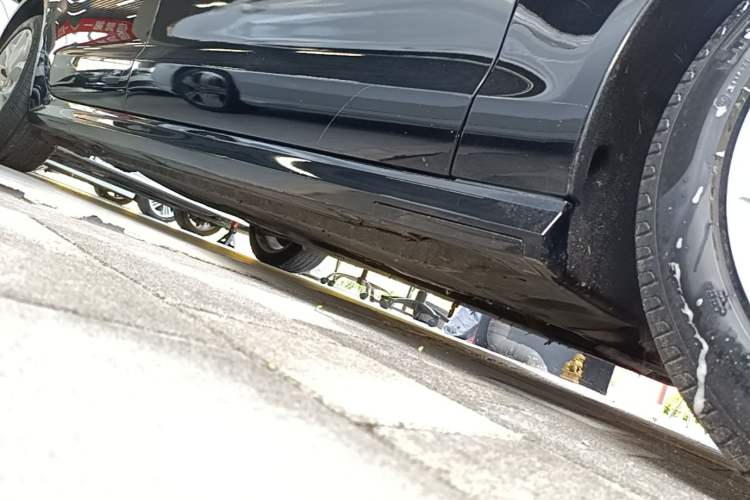 Used Audi A6L 2018 30th Anniversary Edition 35 TFSI Fashion Model Right Side Sill