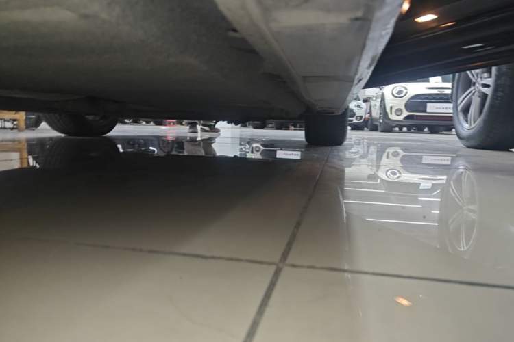 Used Audi A6L 2018 30th Anniversary Edition 35 TFSI Fashion Model Right Side Sill