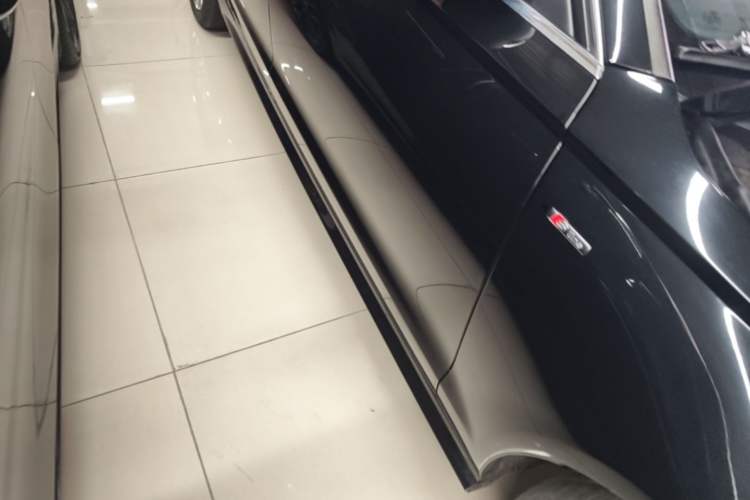 Used Audi A6L 2018 30th Anniversary Edition 35 TFSI Fashion Model Right Side Sill