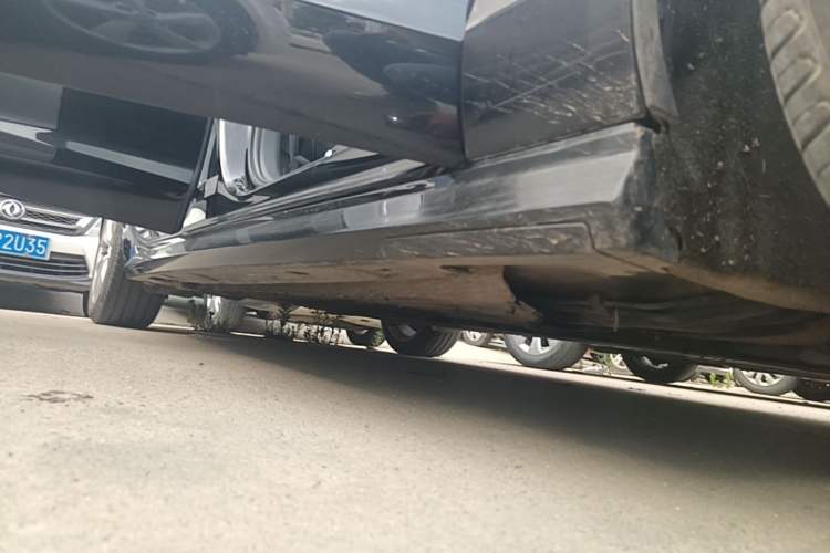 Used Audi A6L 2018 35 TFSI Collector's Edition Right Side Sill