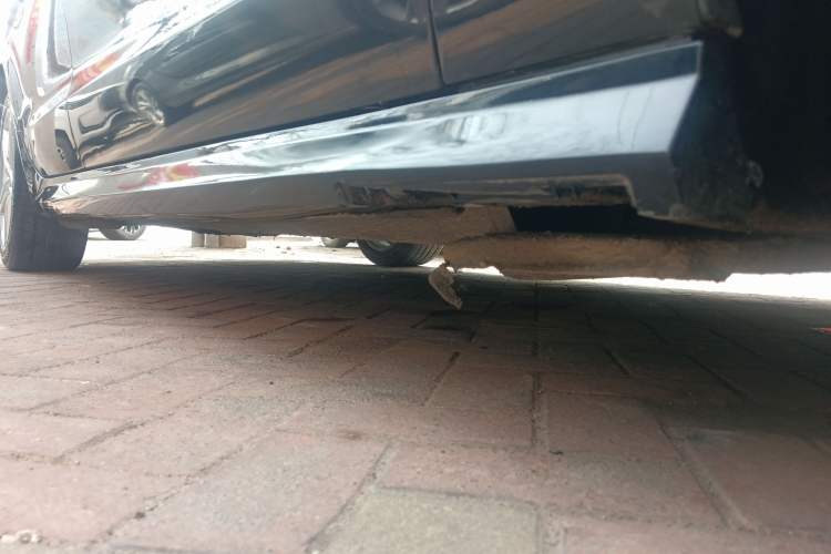 Used Audi A6L 2018 30th Anniversary Edition 30 FSI Style Model Right Side Sill
