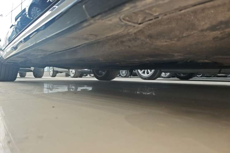 Used Audi A6L 2018 30 FSI Collector's Edition Right Side Sill