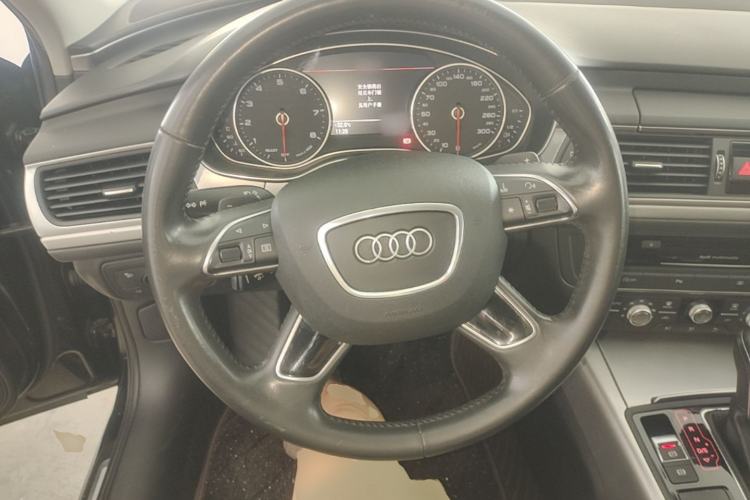 Used Audi A6L 2018 30th Anniversary Edition 35 TFSI Fashion Model Steering Wheel