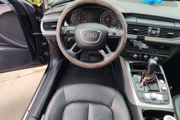 Used Audi A6L 2018 30th Anniversary Edition 35 TFSI Fashion Model Steering Wheel