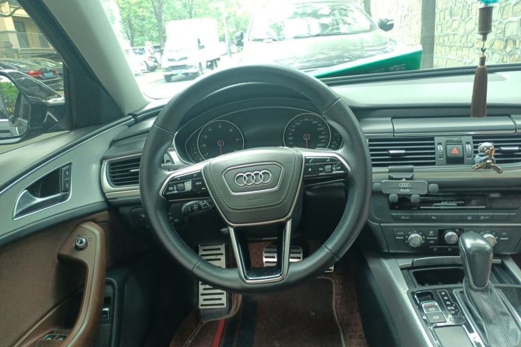 Used Audi A6L 2018 30th Anniversary Edition TFSI Trendy Model Steering Wheel