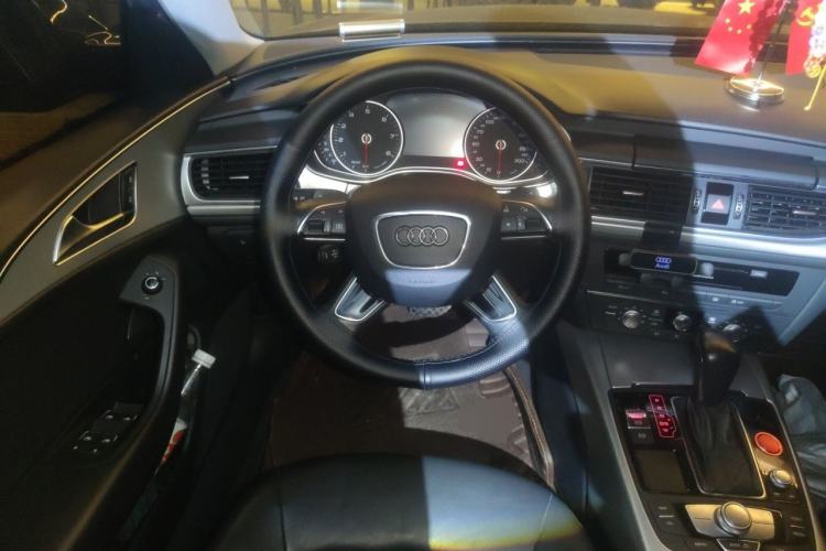 Used Audi A6L 2018 30th Anniversary Edition 35 TFSI Fashion Model Steering Wheel