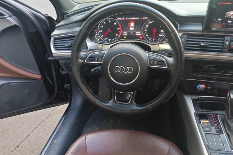 Used Audi A6L 2018 30th Anniversary Edition 45 TFSI quattro Sport model Steering Wheel