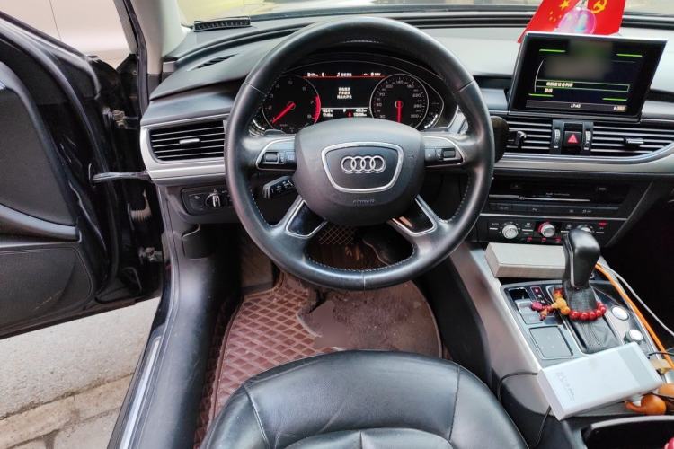 Used Audi A6L 2018 30th Anniversary Edition 35 TFSI Fashion Model Steering Wheel