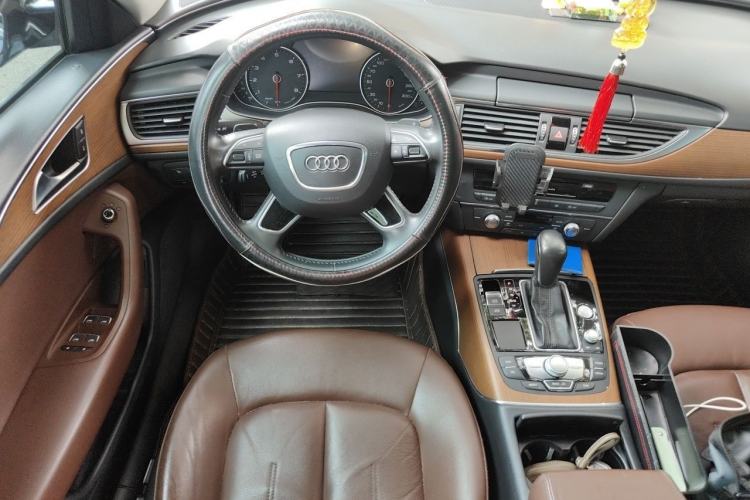 Used Audi A6L 2018 30th Anniversary Edition 30 FSI Style Model Steering Wheel