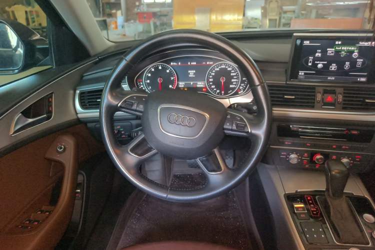 Used Audi A6L 2018 30th Anniversary Edition 35 TFSI Fashion Model Steering Wheel