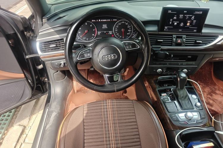Used Audi A6L 2018 30th Anniversary Edition 35 TFSI Sport Edition Steering Wheel