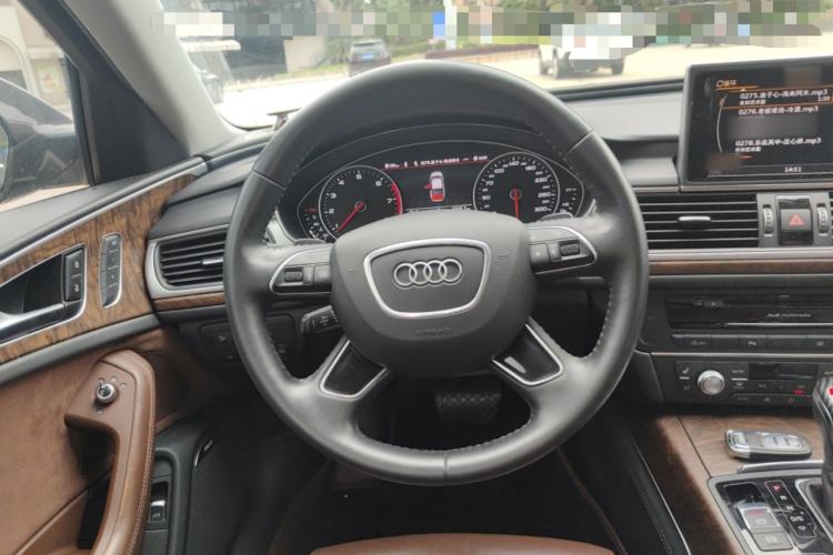 Used Audi A6L 2018 30th Anniversary Edition 45 TFSI quattro Luxury Model Steering Wheel