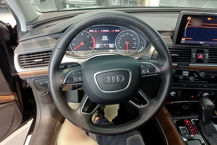 Used Audi A6L 2018 30th Anniversary Edition 30 FSI Style Model Steering Wheel