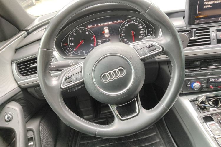Used Audi A6L 2018 30th Anniversary Edition 35 TFSI Fashion Model Steering Wheel