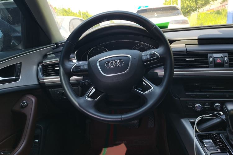 Used Audi A6L 2018 30th Anniversary Edition 35 TFSI Fashion Model Steering Wheel
