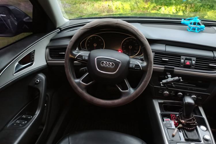 Used Audi A6L 2018 30th Anniversary Edition 35 TFSI Fashion Model Steering Wheel