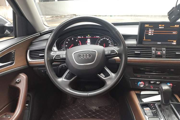 Used Audi A6L 2018 30th Anniversary Edition 30 FSI Style Model Steering Wheel