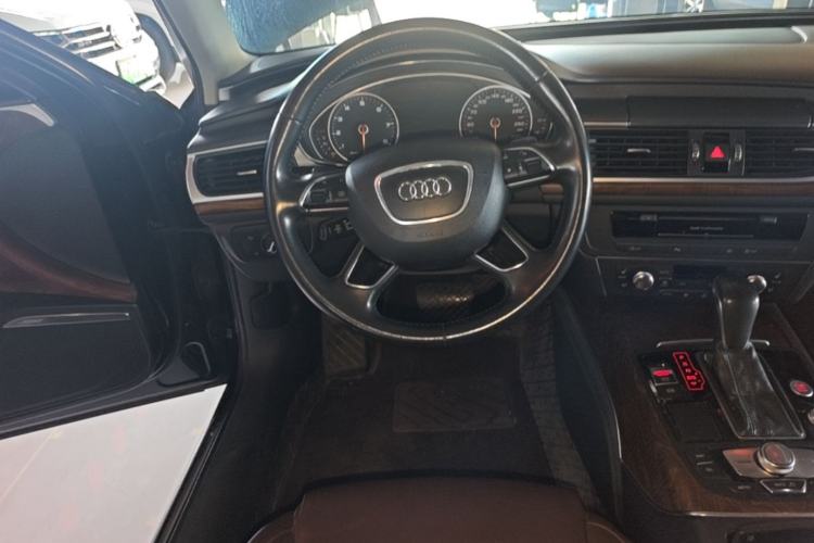Used Audi A6L 2018 30th Anniversary Edition 45 TFSI quattro Luxury Model Steering Wheel