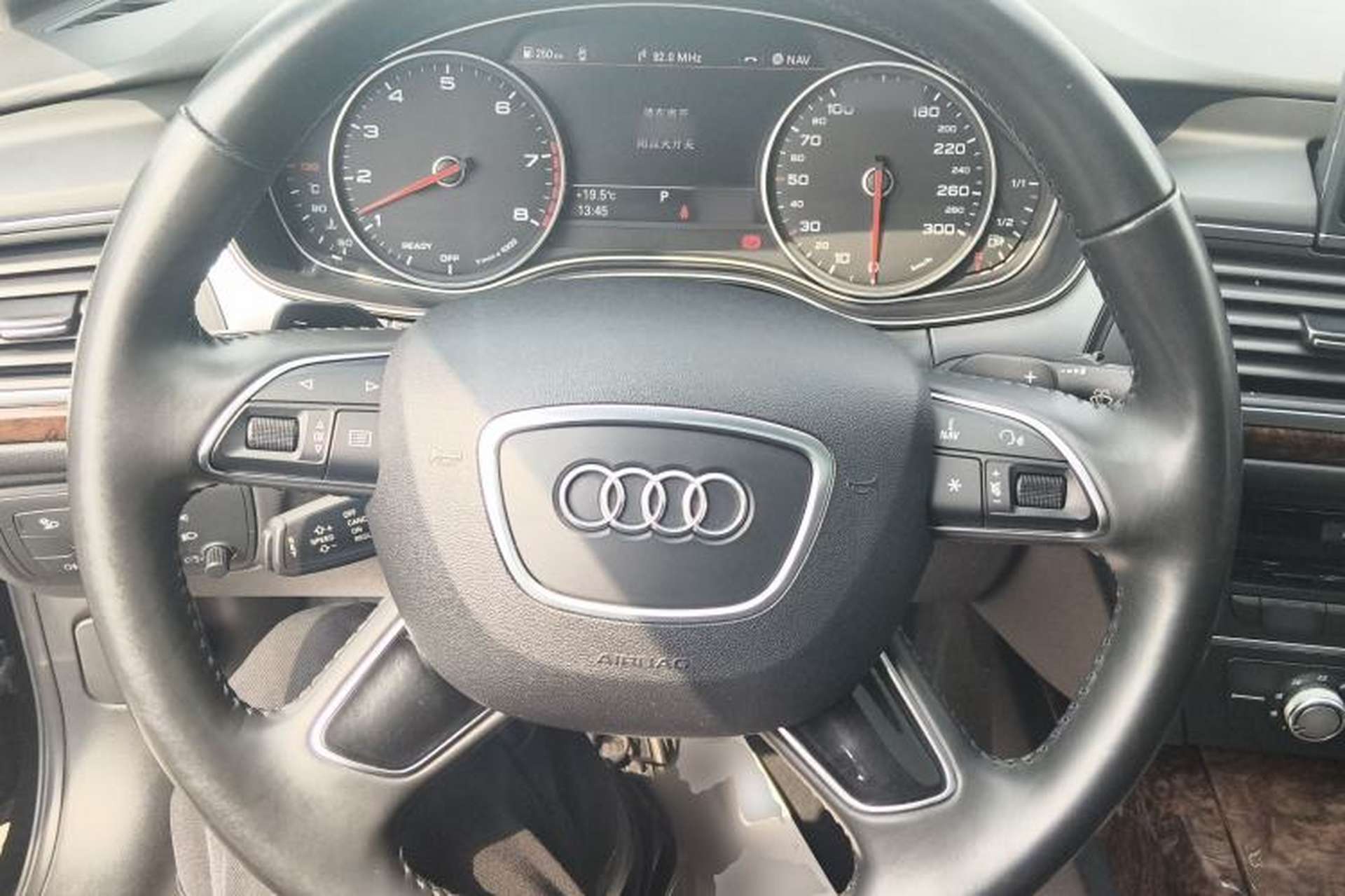 Used Audi A6L 2018 30th Anniversary Edition 35 TFSI Fashion Model Steering Wheel
