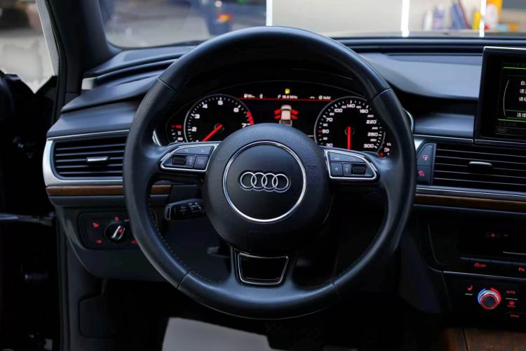 Used Audi A6L 2018 30th Anniversary Edition 45 TFSI quattro Sport model Steering Wheel