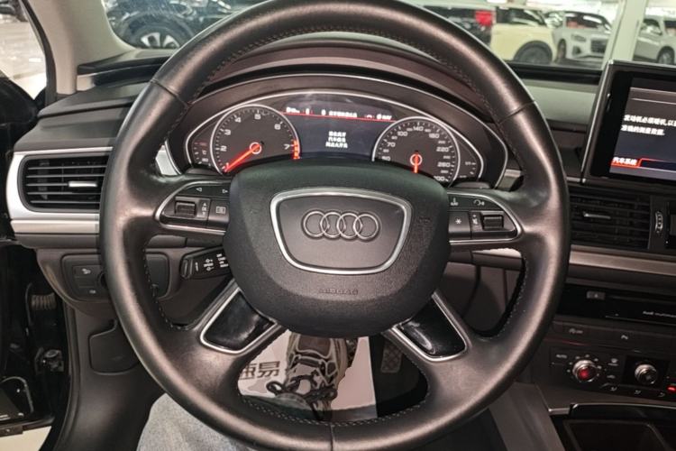 Used Audi A6L 2018 30th Anniversary Edition 35 TFSI Fashion Model Steering Wheel