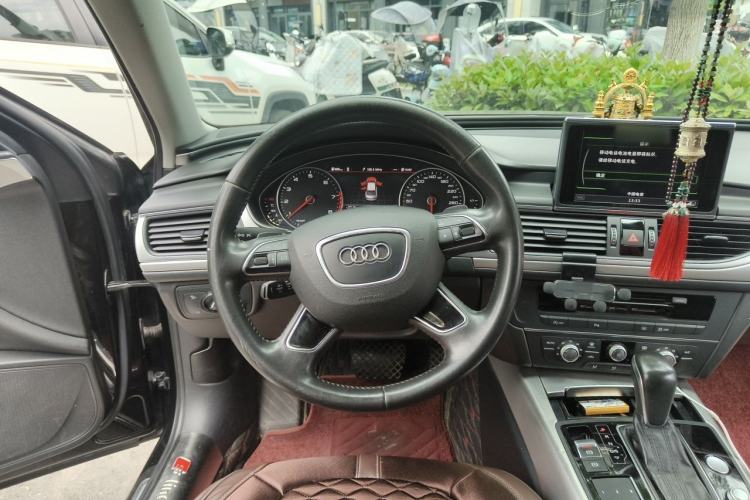 Used Audi A6L 2018 30th Anniversary Edition 35 TFSI Fashion Model Steering Wheel