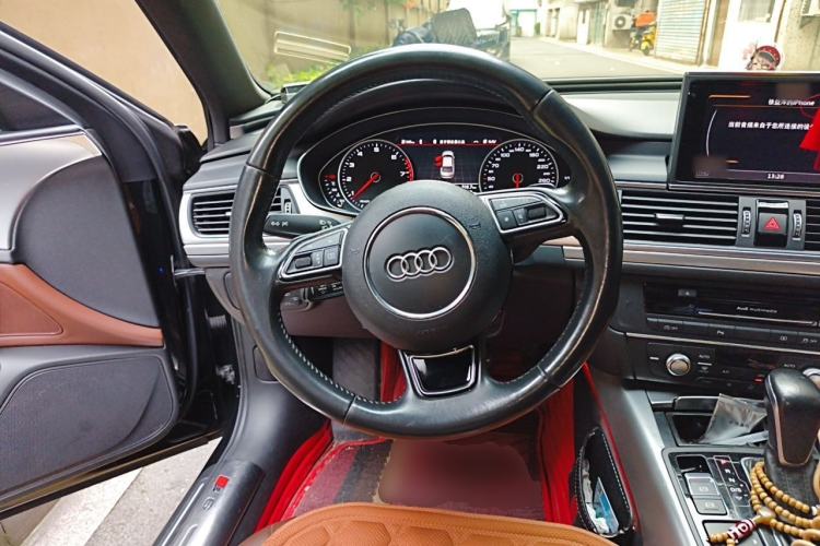 Used Audi A6L 2018 30th Anniversary Edition 45 TFSI quattro Sport model Steering Wheel