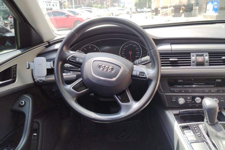 Used Audi A6L 2018 30th Anniversary Edition 35 TFSI Fashion Model Steering Wheel