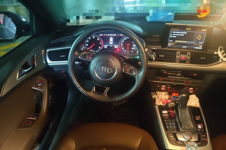 Used Audi A6L 2018 30th Anniversary Edition 45 TFSI quattro Sport model Steering Wheel