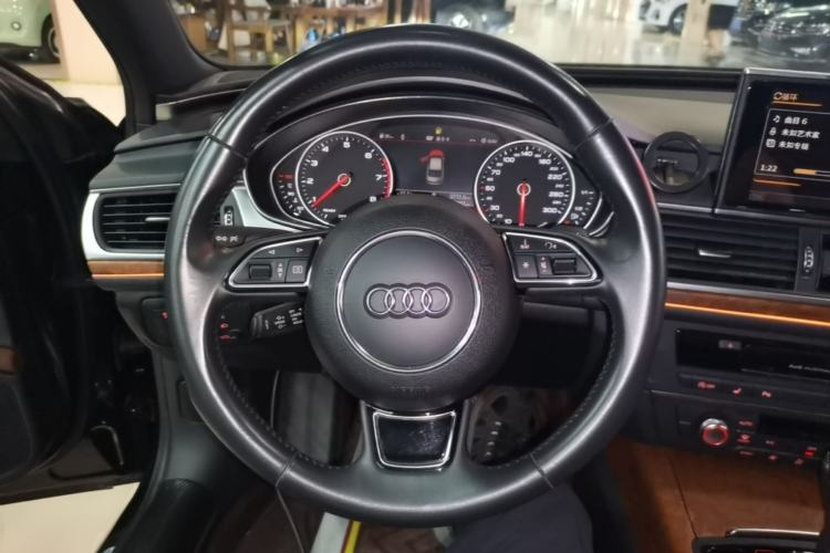 Used Audi A6L 2018 30th Anniversary Edition 45 TFSI quattro Sport model Steering Wheel