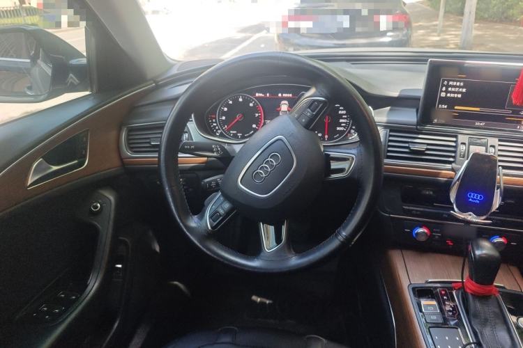 Used Audi A6L 2018 30th Anniversary Edition 30 FSI Style Model Steering Wheel