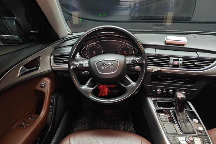 Used Audi A6L 2018 30th Anniversary Edition 35 TFSI Fashion Model Steering Wheel
