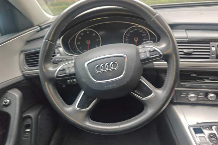 Used Audi A6L 2018 30th Anniversary Edition TFSI Trendy Model Steering Wheel