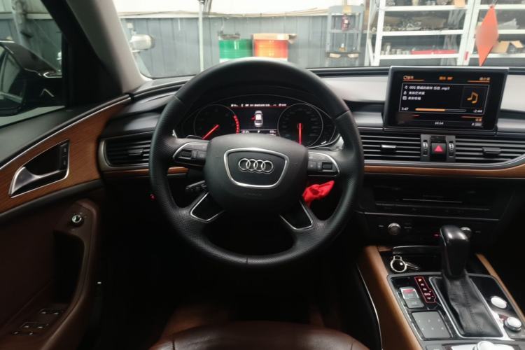 Used Audi A6L 2018 30th Anniversary Edition 30 FSI Style Model Steering Wheel