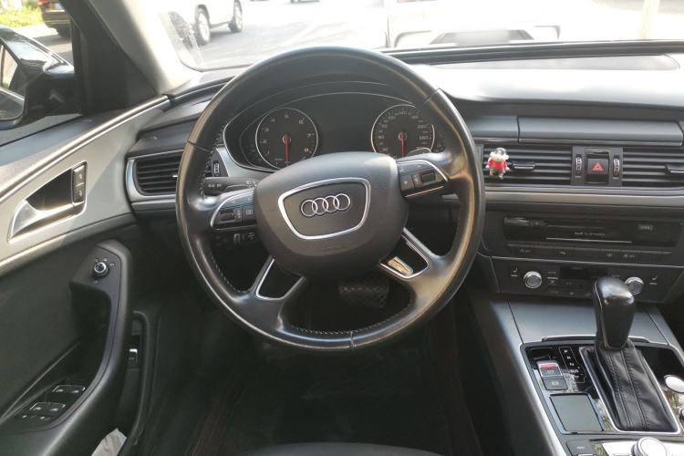 Used Audi A6L 2018 30th Anniversary Edition 35 TFSI Fashion Model Steering Wheel